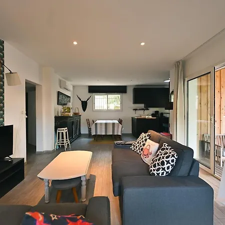 Holiday home Maison Capucine