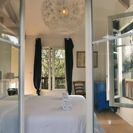 Holiday home Maison Capucine